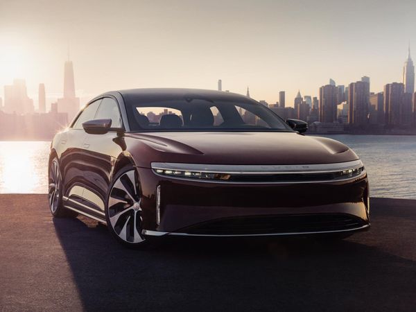 Lucid Air beats Tesla to become electric car with longest range in the world